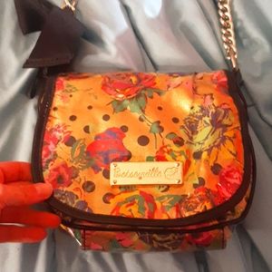 Betseyville crossbody bag.